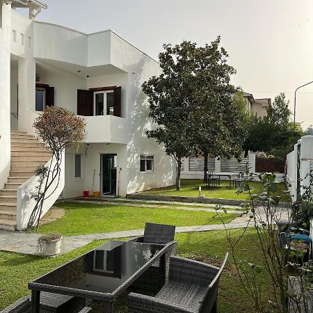 Residenza Margot Bed & Breakfast Quattromiglio Exterior photo